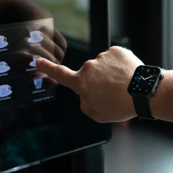 Kendox Gesundheit & Wohlbefinden|Trainingshilfen-LifeTracker 2in1 Smartwatch & Fitnessuhr inkl. USB Kabel & Adapter